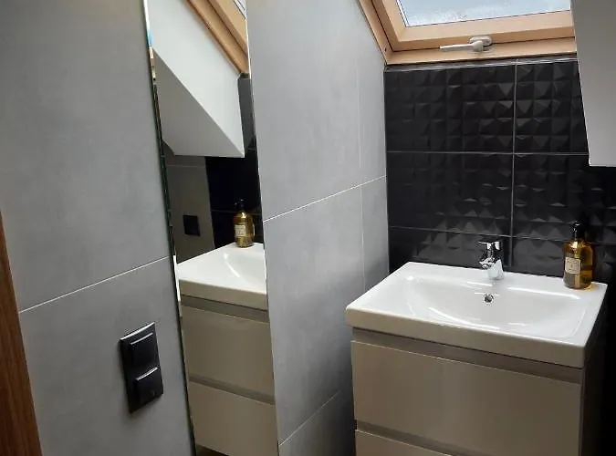 Srodka Boutique Hotel 3*