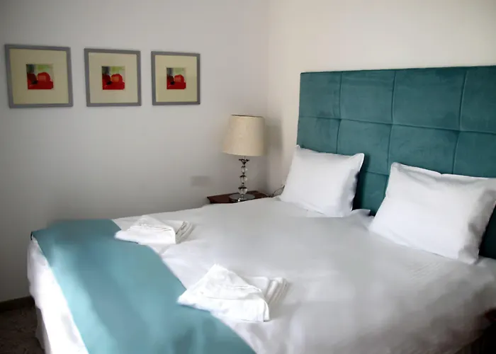 Srodka Boutique Hotel 3*