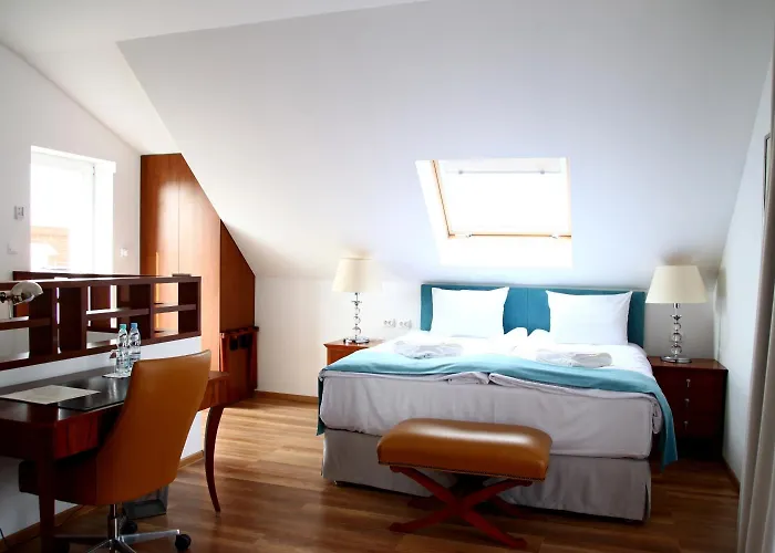 Hotel Srodka Boutique 3*